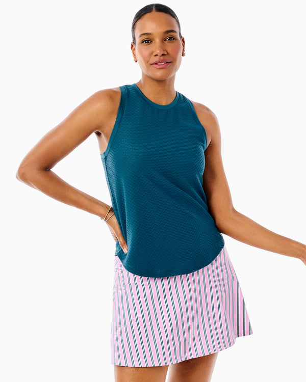 'On model product image of Active Mesh Everyday Tank in Laguna'