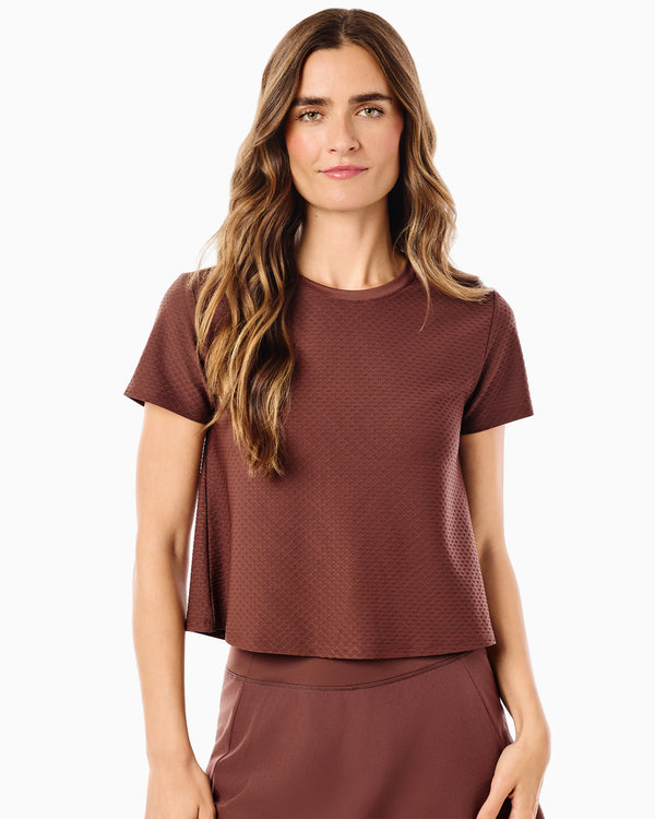 'On model product image of Active Mesh Everyother Day Short Sleeve in Milk Chocolate'